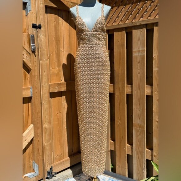 🆕 BRONX & BANCO 🧿 NWOT Allegra Gold Sequin & Beaded Maxi Dress, Sz S US 4 - Picture 2 of 16